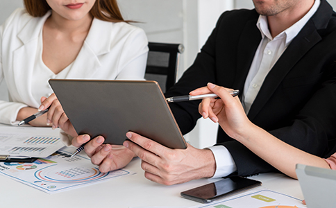 海南公司股东变更手续怎么办理？