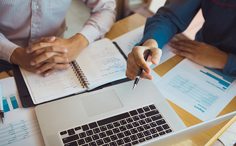  如何判断代理记账费用是否合理